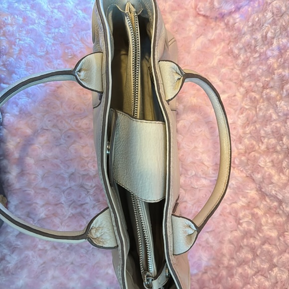 MK Creme Bag - Picture 9 of 13